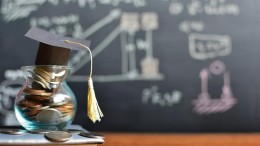 Nieuwe studiebeurs voor studenten HBO-ICT die op drempels stuiten