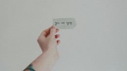 AI-bots gaan er vanuit dat de gebruiker gelijk heeft, blijkt uit onderzoek