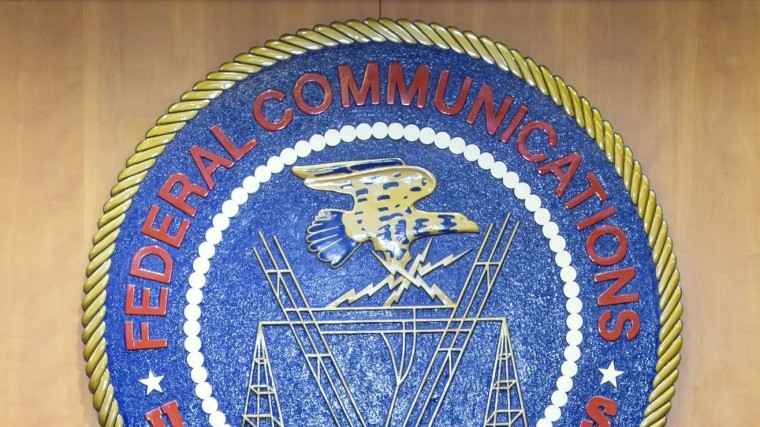 ‘FCC verzwijgt ISP-reacties netneutraliteit’