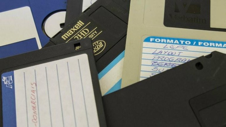 Gemeenten worstelen met floppy’s, tapes en cd-roms