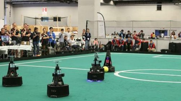 Nederland wereldkampioen robotvoetbal