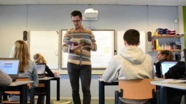 Teach4Amsterdam wil jong IT-talent voor de klas